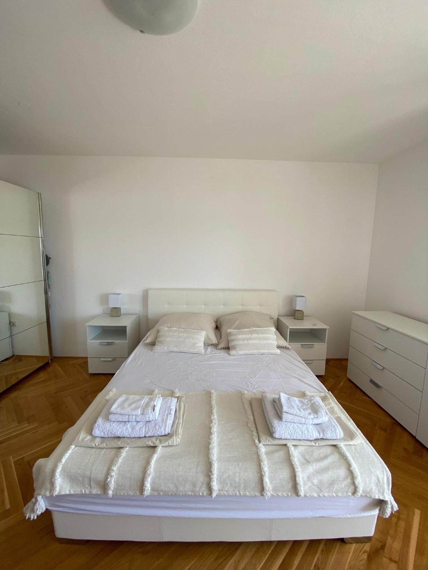 Panorama Apartment Jakov オミシュ エクステリア 写真